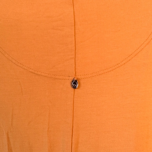 Toni T’s Woman’s yellow top - Picture 4 of 10